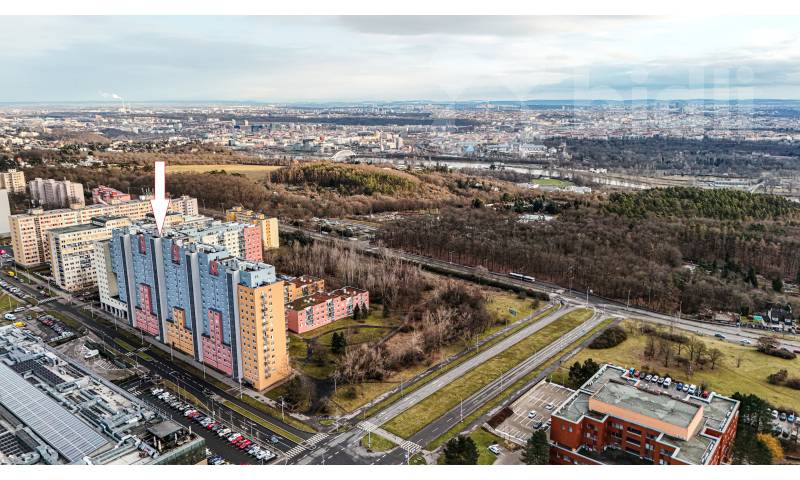 Byt 1+kk 39 m2 + balkon 3 m2 Praha 8 - Troja, blízko Botanické zahrady a Zoo