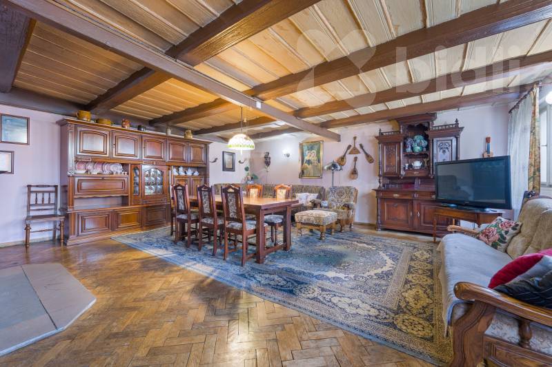 Prodej domu 8+2, 409m2, zahrada 342m2