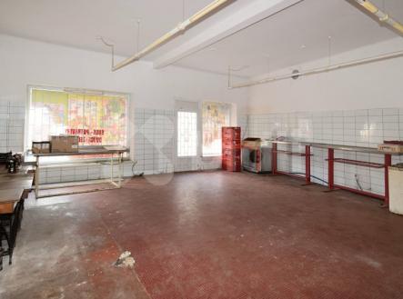 Prodej komerčního objektu, jiný, 498 m²