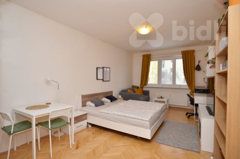 Pronájem bytu 2+1, 57 m2, panel, Praha Vokovice