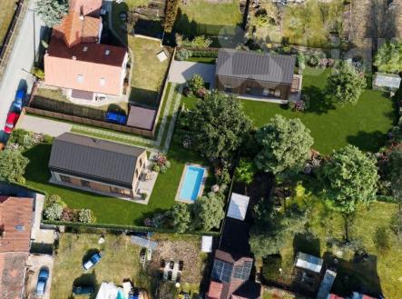 Prodej pozemku pro bydlení, 2 038 m²