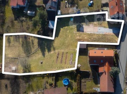 Prodej pozemku pro bydlení, 2 038 m²