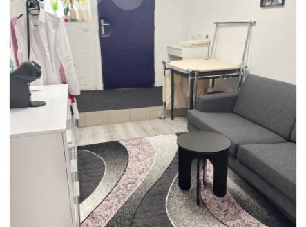 Pronájem kanceláře, 42 m²