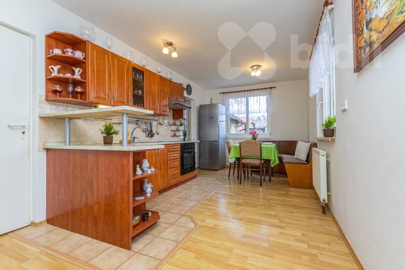 Exkluzivní prodej rodinný dům 5+kk, pozemek 1161 m2, Malé Dvorce