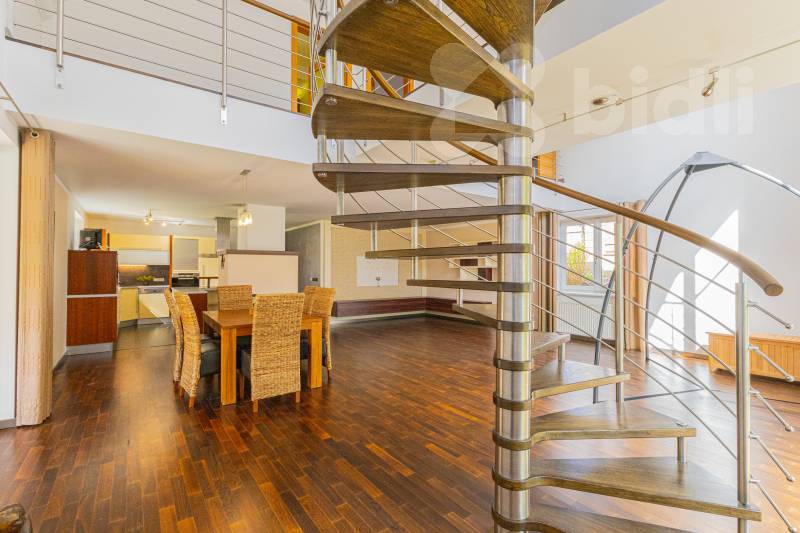 Prodej rodinného domu 5+kk, 282 m2 ,pozemek 1607 m2,Srubec u Českých Budějovic