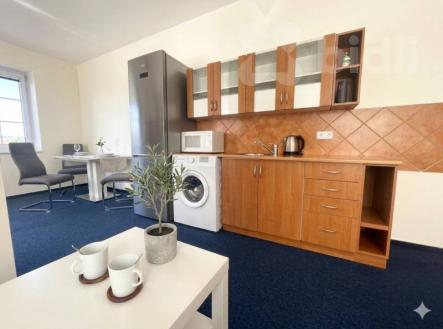 Pronájem bytu, 2+kk, 38 m²