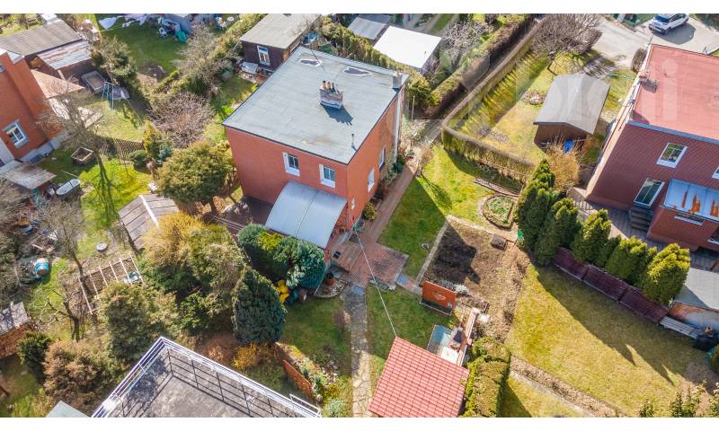 Prodej baťovského půldomku ve Zlíně Podvesné