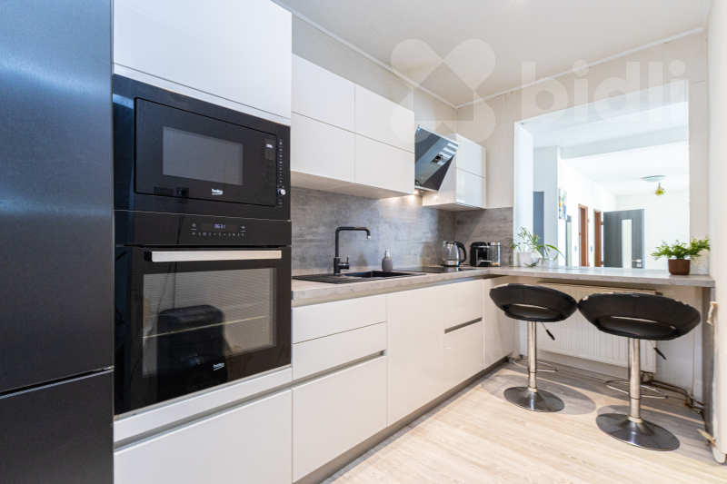 Prodej rodinný dům 3+1 (CPP 107m2), dílna 12 m2, garáž 28m2, pozemek 791m2, Holasice