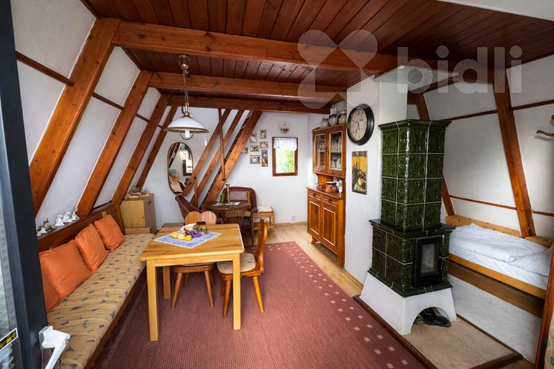 Prodej rekreační chaty s velkým pozemkem, chatová oblast Petrův Dvůr u Netolic