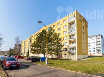 Prodej bytu 3+1, 63 m2, Třešňová, Krupka