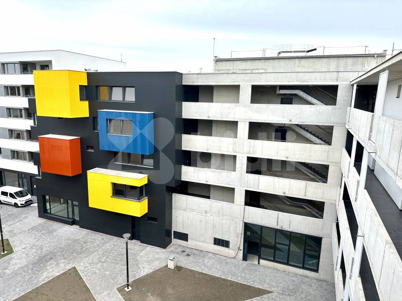 Pronájem, Byt 2+Kk, 40m2, Smilova ulice,  Pardubice,