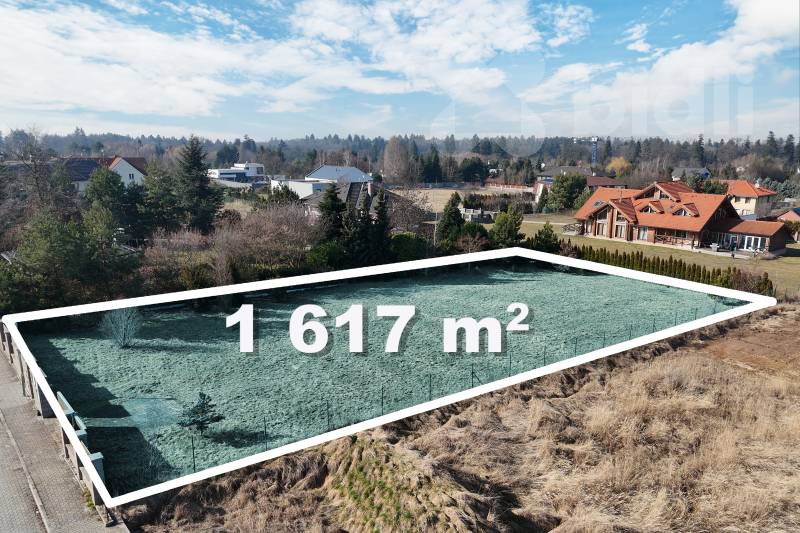Prodej stavebního pozemku 1617 m² Jesenice-Osnice