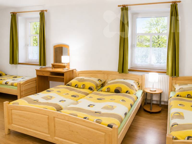 Prodej apartmánového domu 600 m2 , pozemek 714 m2-  České Žleby, Na Zlaté stezce,