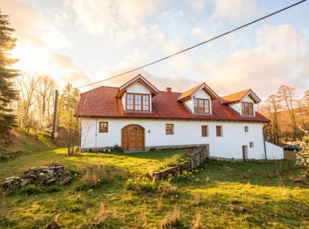 Prodej domu/vily, 1 947 m²