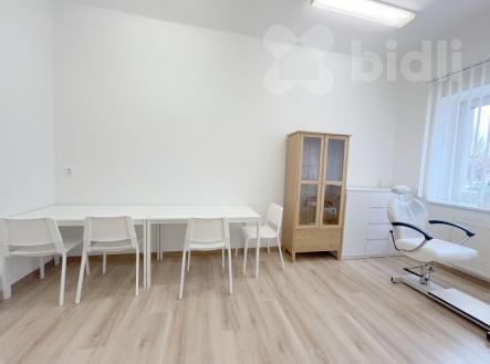 Pronájem obchodní prostor, 16 m²