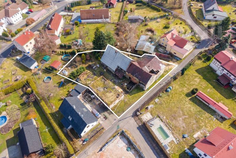 Prodej pozemku 1 397 m² s původní stavbou - Bynovec, okr. Děčín