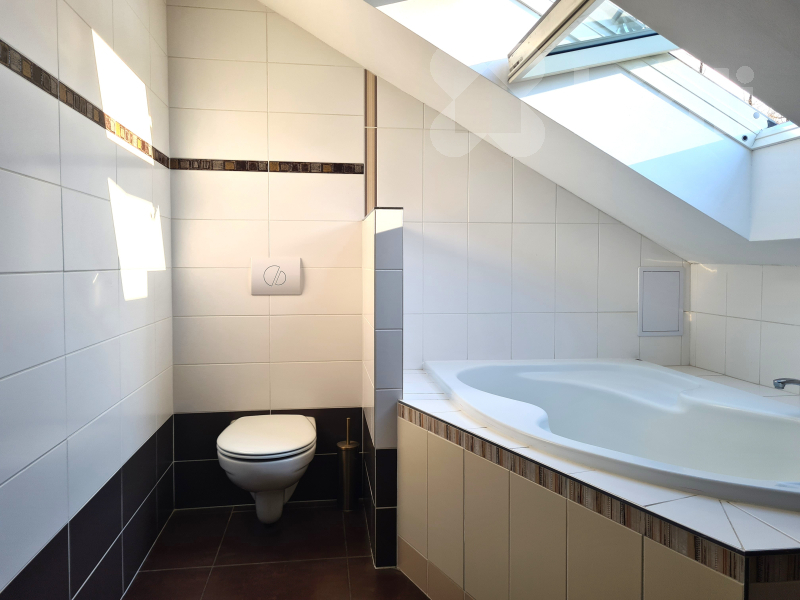 Pronájem bytu, 2+kk, 70 m², Jablunkov