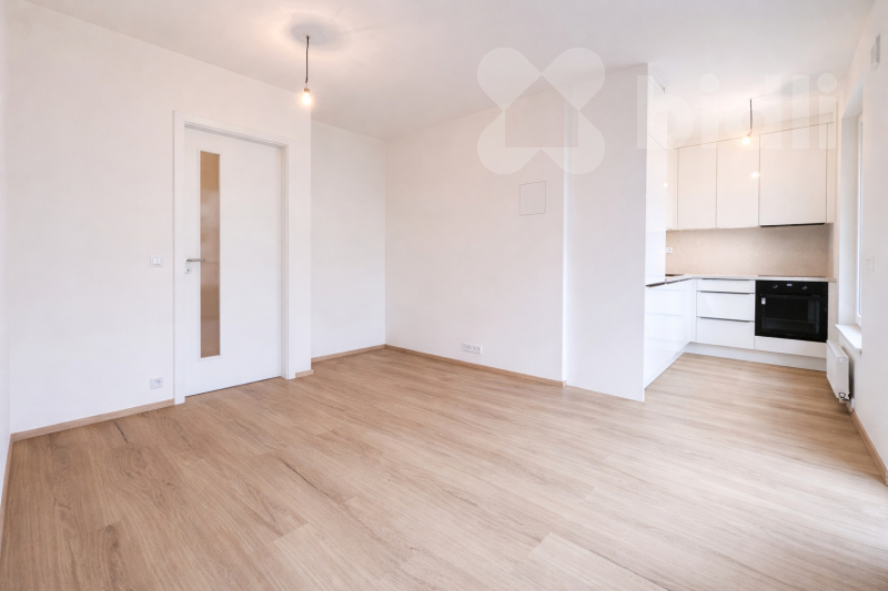 Stylový byt 2kk s balkonem, garážovým stáním a sklepem, 43 m2, ul. Hodkovická, Praha 4