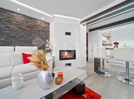 Pronájem bytu, 3+kk, 64 m²