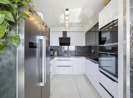 Prodej bytu, 3+kk, 76 m²