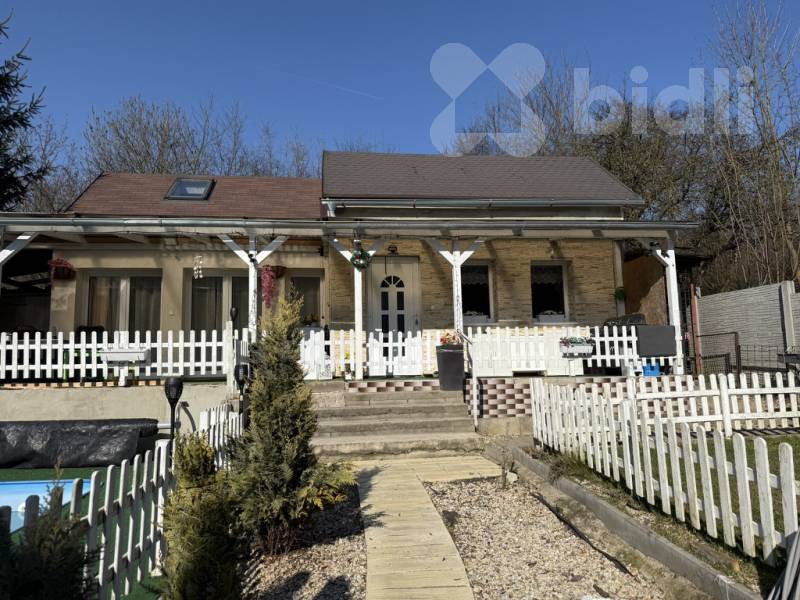 Prodej chaty v Benátkách nad Jizerou