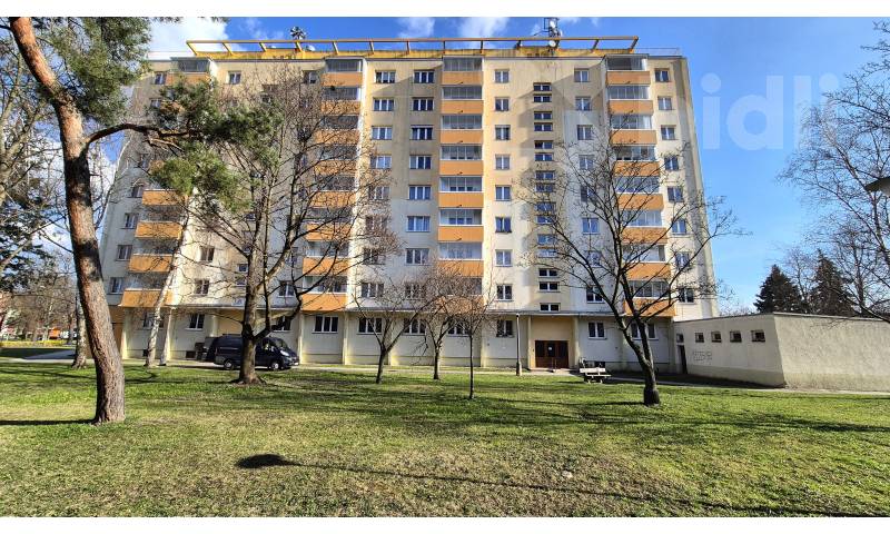 Exkluzivní pronájem bytu 2+1 na ul. Jasínkova v Přerově