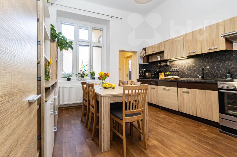 Prodej bytu 5+1, 137 m2, OV, Teplice, ul. Mostecká