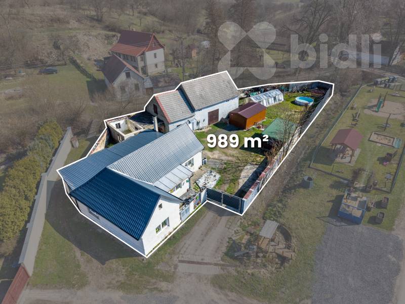 Rodinný dům 3+1, stodola, garáž, zahrada - Teplá u Třebenic