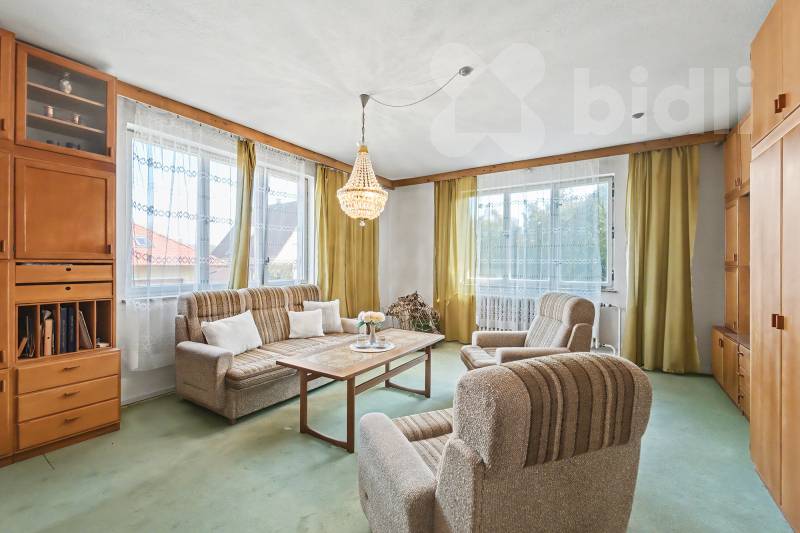 Rodinný dům se zahradou v obci Březnice