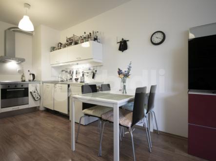 Pronájem bytu, 2+kk, 46 m²