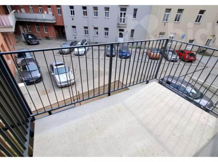 Pronájem bytu, 1+kk, 34 m²