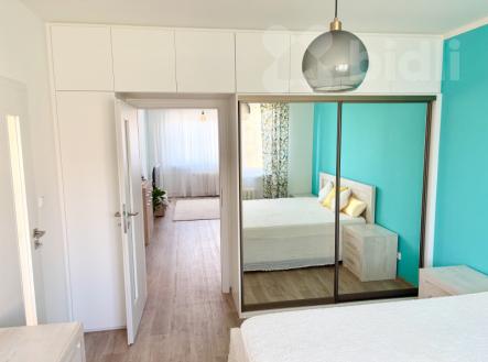 Pronájem bytu, 2+1, 58 m²