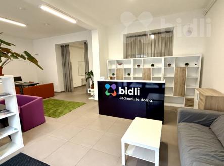 Pronájem obchodní prostor, 212 m²