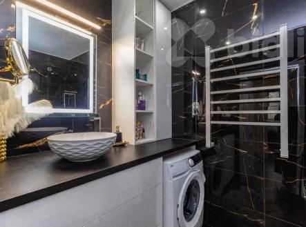 Byt 4+1 po kompletní rekonstrukci, 91 m2, Bystřice pod Hostýnem, ul. Pod Zábřehem