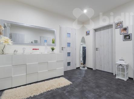 Byt 4+1 po kompletní rekonstrukci, 91 m2, Bystřice pod Hostýnem, ul. Pod Zábřehem