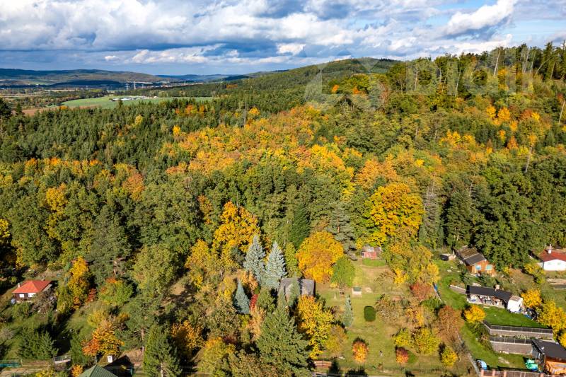 Zahrada 574 m2 přímo u lesa