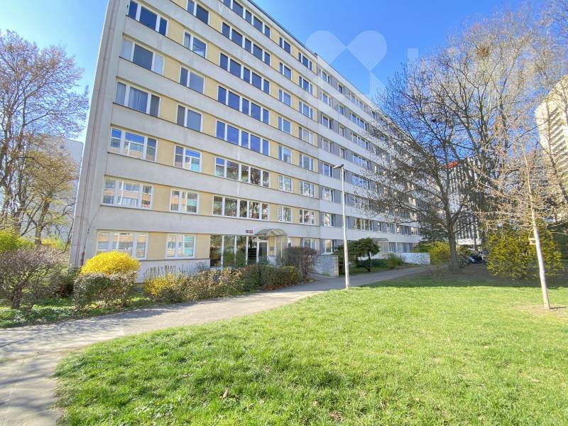 Pronájem bytu 3+kk, Praha- Krč