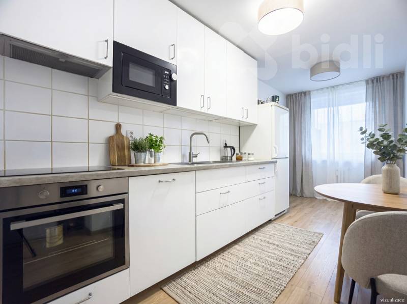 Prodej útulného bytu 3+1 s velkou lodžií - Na Chobotě, Řepy