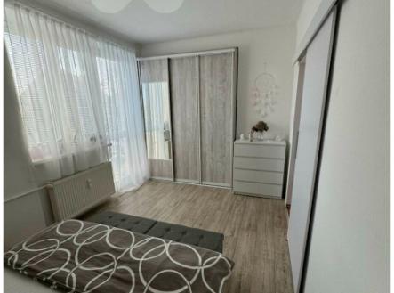 Pronájem bytu, 3+kk, 68 m²