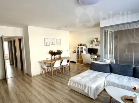 Pronájem bytu, 3+kk, 84 m²