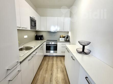 Pronájem bytu, 3+kk, 84 m²