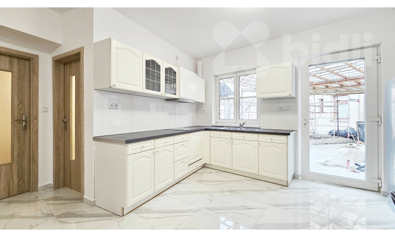 Pronájem bytu 4+kk, 78 m2, Chomutov, ul. Blatenská