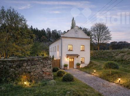 Prodej domu/vily, 950 m²