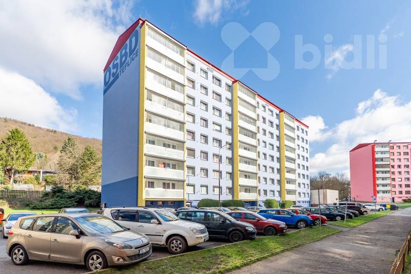 Prodej bytu 3+1 se zasklenou lodžií, Krupka, ul. Dukelských hrdinů