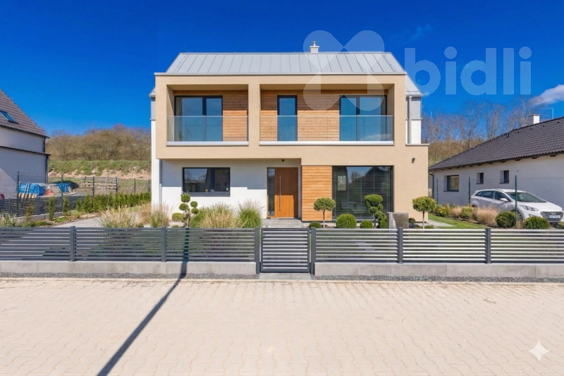 Krásný stavební a zasíťovaný pozemek o výměře 579m2