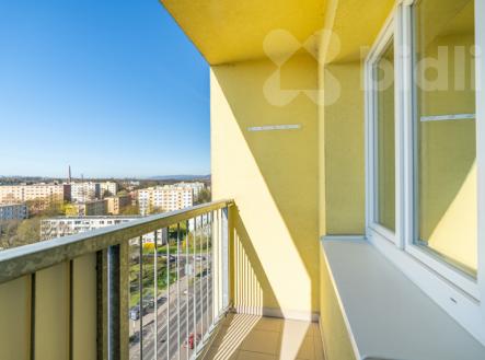 Prostorný byt 3+1 s lodžií a výhledem v Teplicích