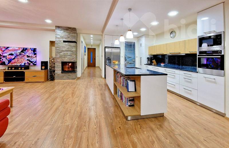 Prodej vily 220 m2, pozemek 1243 m2, Lužická, Šternberk