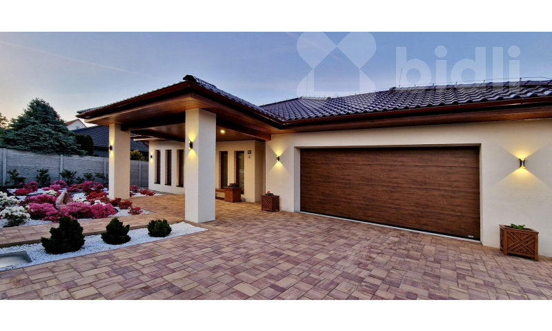 Prodej vily 220 m2, pozemek 1243 m2, Lužická, Šternberk