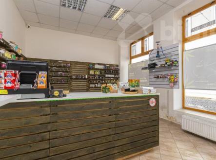 Pronájem komerčního objektu, obchodní centrum, 31 m²