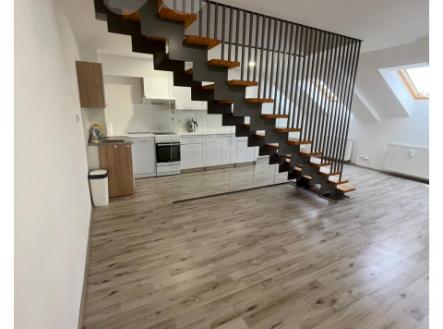 Pronájem bytu, 3+kk, 75 m²